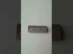 El tapón de libro para la máquina de coser Martini 3214 es universal con el tapón exterior de la máquina de coser.