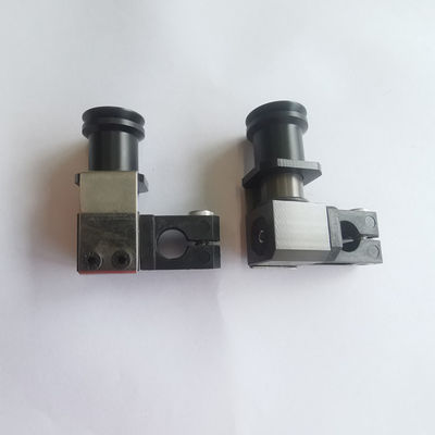 El lechón de goma plástico SM52 PM52 Heidelberg del hierro G2.028.010 compensó fuentes de la prensa
