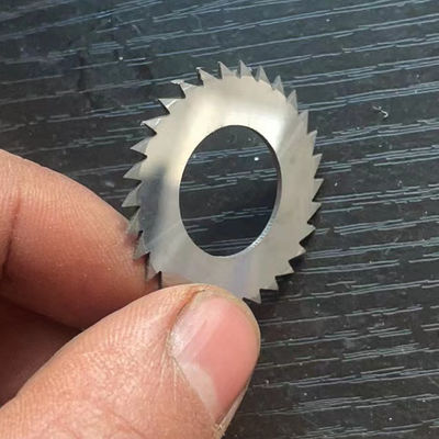 3050.8950.4 Cortador de cuchillas