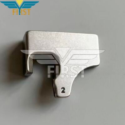 75 Pad de agarre de la placa de apertura de la cabeza de los clavos para máquinas de clavos de silla con agarre estable y flujos de trabajo de empuje izquierdo/derecho